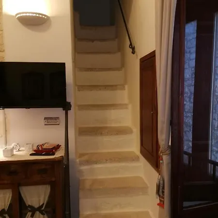 Ferienhaus The White Stone House Ostuni